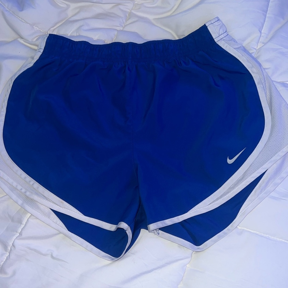 Running shorts